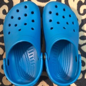 Classic Youth Crocs blue